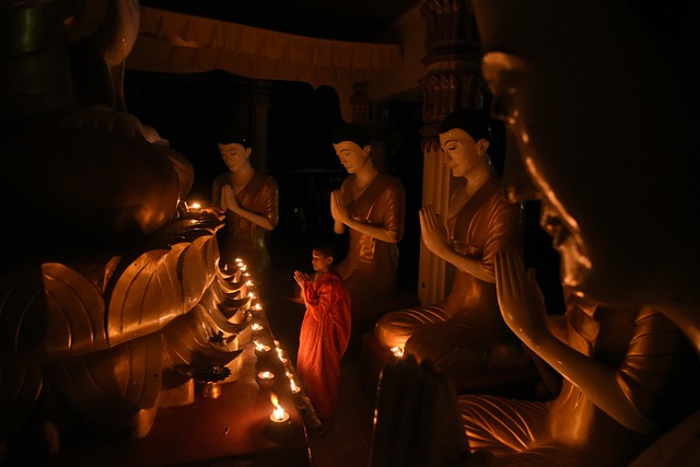 pray buddha statue measure